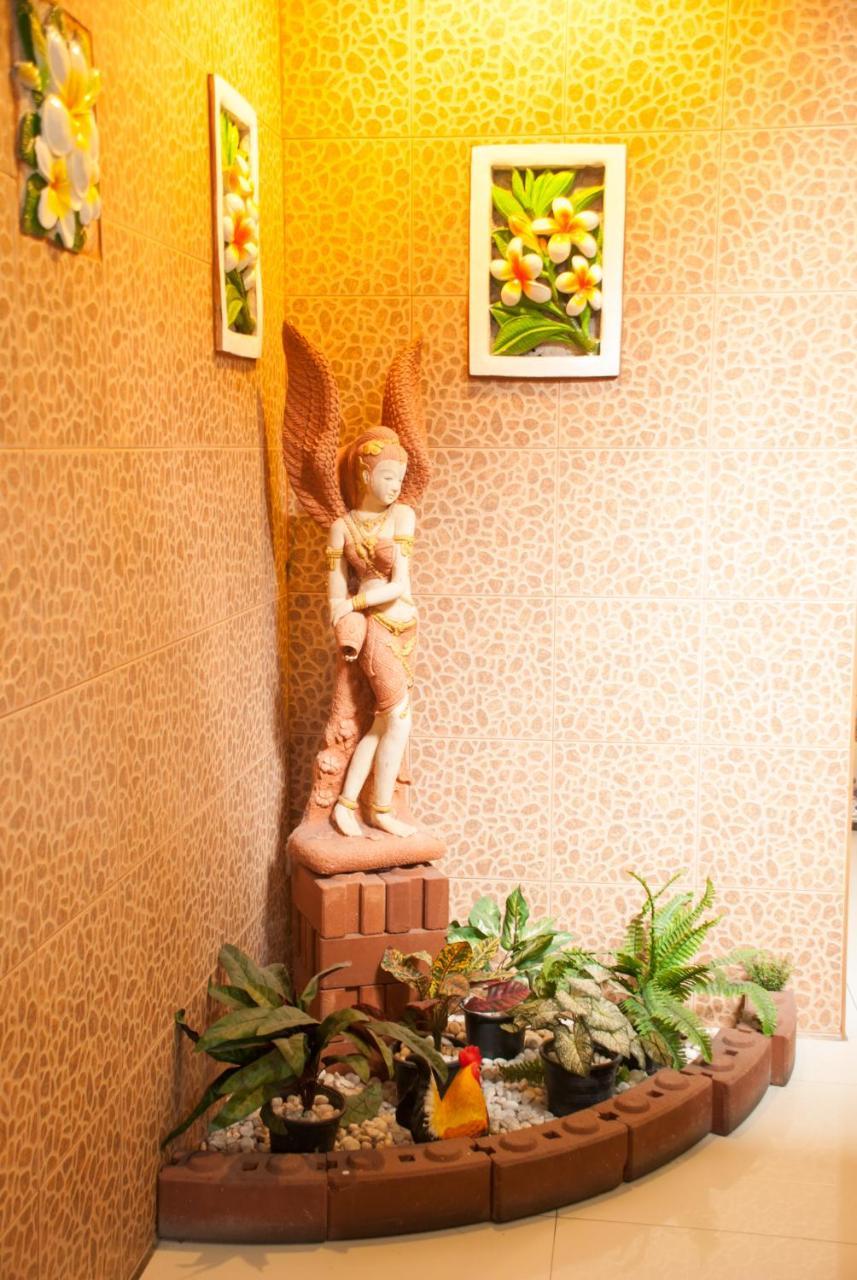 Thaiphiphat House Banguecoque Exterior foto